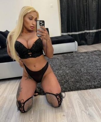 Погрузись со мной в мир наслаждения и страсти. 💋
Я знаю, что тебе нужно - я решу все твои желания. Откровенная эротика, массаж, игрушки - выбирай по своему вкусу. 💦
У меня невероятное тело и опыт, который сведет тебя с ума. Раскрою весь твой потенциал и приведу к экстазу. 🔥
Окунись в океан наслаждения в Москве и оставайся доволен и расслабленным. 🌃
Проведи незабываемое время с женщиной, которая знает, как доставить настоящее удовольствие. 🌹
Встречи в Москве только на высоком уровне, с конфиденциальностью и безопасностью. 🌟
Мои фото подтверждают мою красоту и страсть. Доверься мне и позволь себе ощутить настоящую наслаждение. 💫 Юстренко
